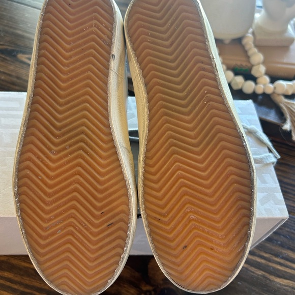 Women’s Golden Goose Superstar sneakers size 35 with original box - Picture 8 of 9